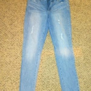 Just Fab distressed skinny jeans
